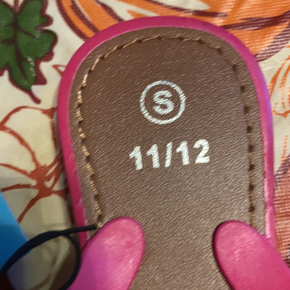 GIRL SANDALS - Picture 2 of 3
